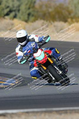 media/Dec-18-2022-SoCal Trackdays (Sun) [[8099a50955]]/Turn 10 (140pm)/